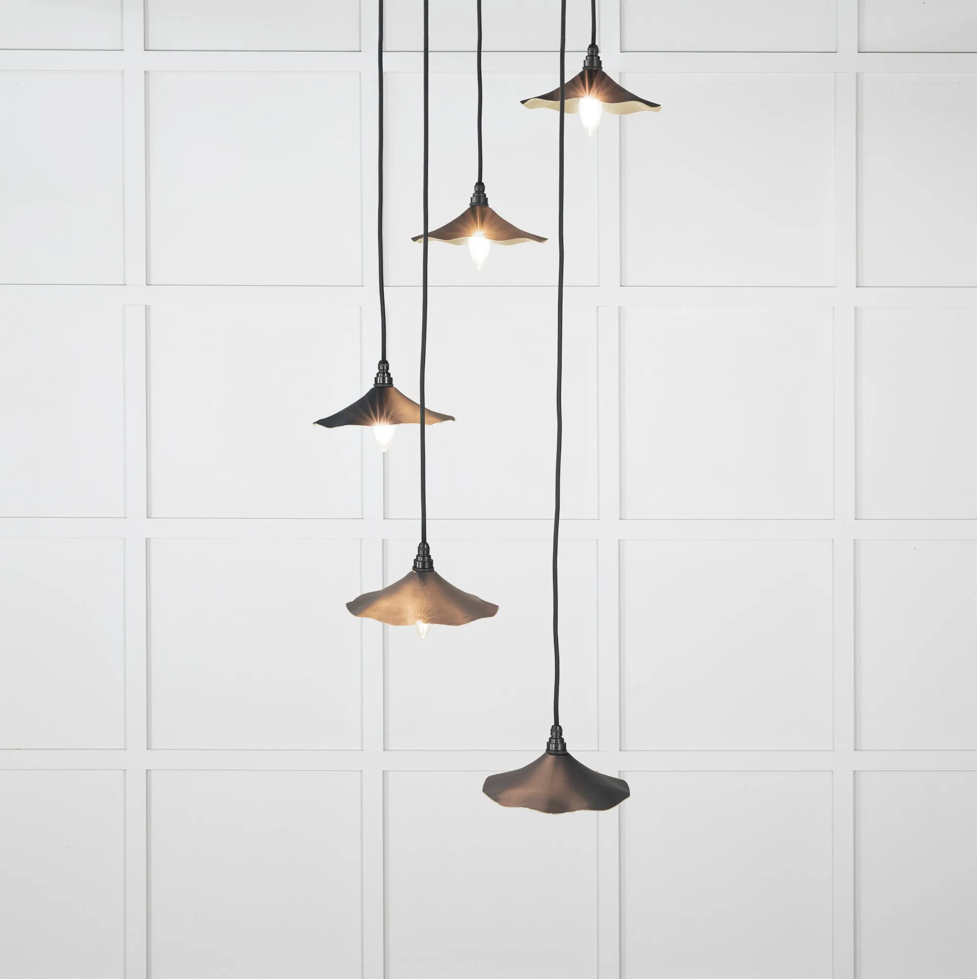 Flora Cluster Light in Soot