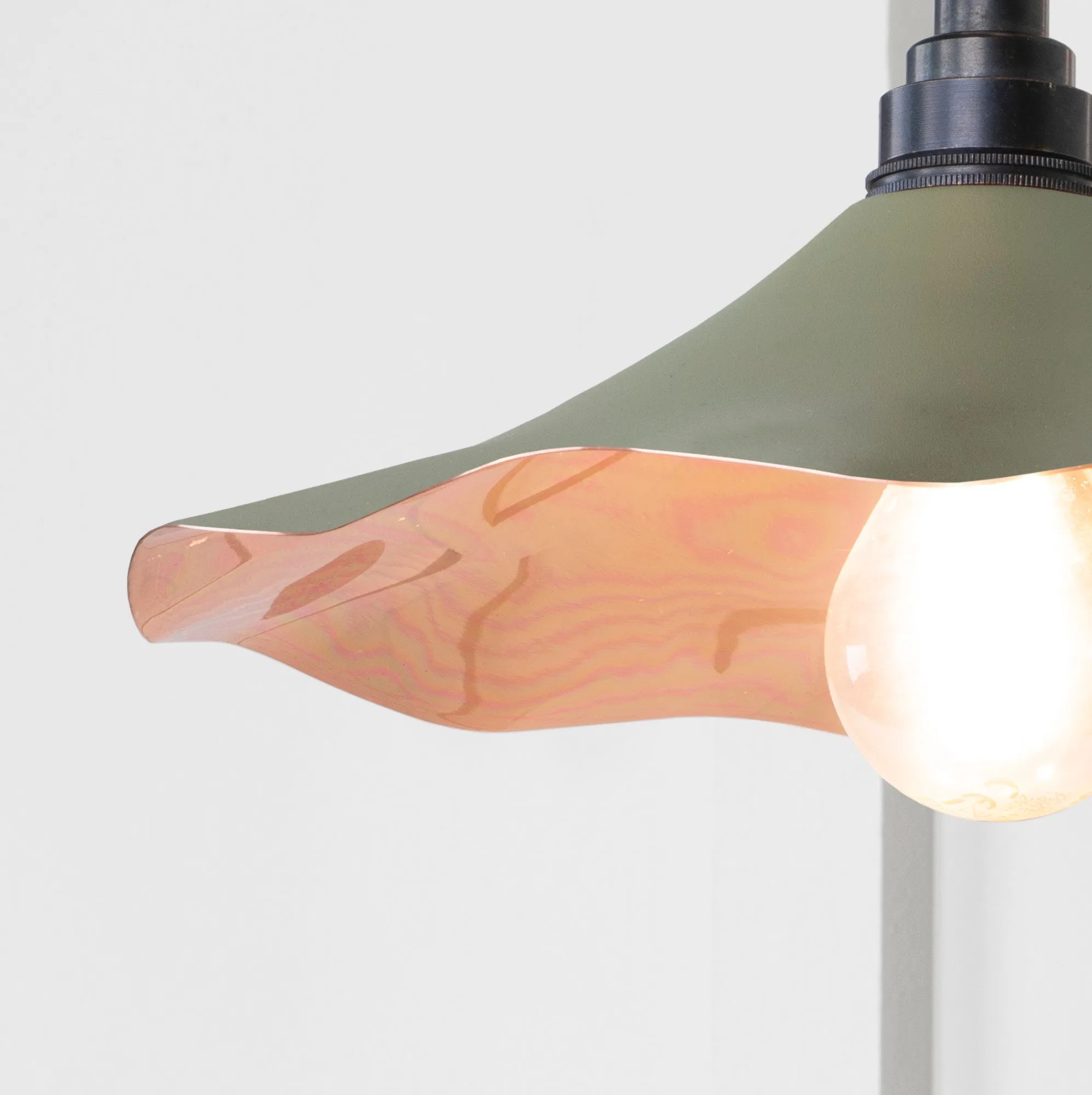 Flora Wall Light in Tump