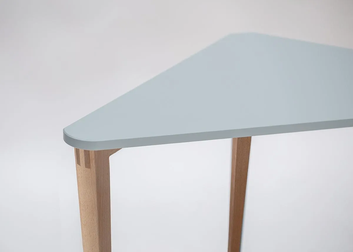 Naja Corner Desk